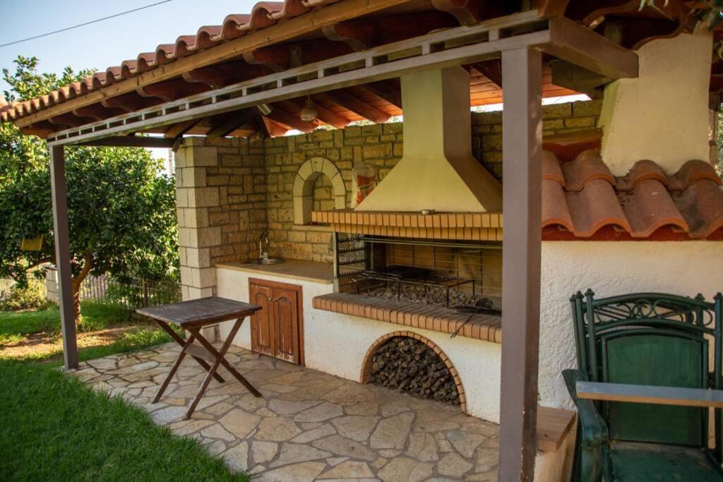 Akrivi'S House In Kalamata Bagian luar foto