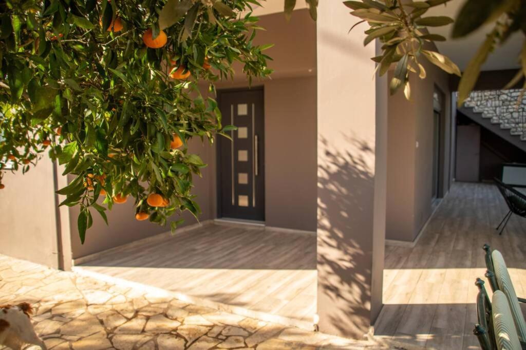 Akrivi'S House In Kalamata Bagian luar foto