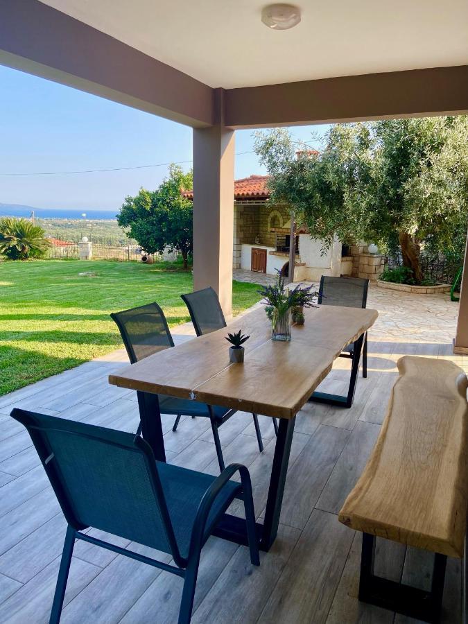 Akrivi'S House In Kalamata Bagian luar foto