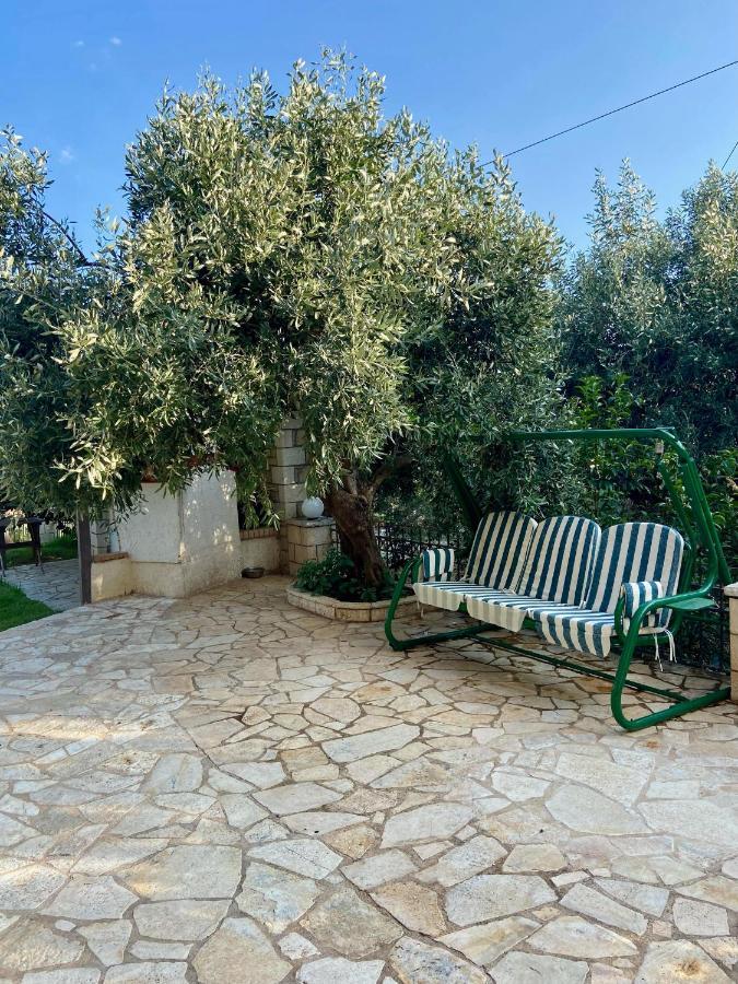 Akrivi'S House In Kalamata Bagian luar foto